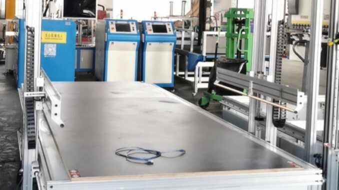 CNC hot wire foam cutting machine